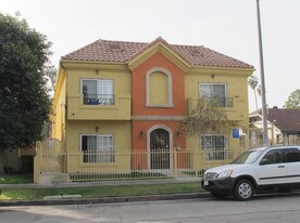 14728 Sylvan St Apartments