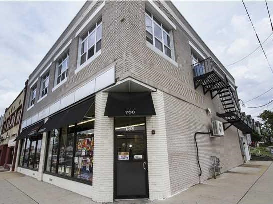 700 Main St in Asbury Park, NJ - Foto de edificio - Building Photo