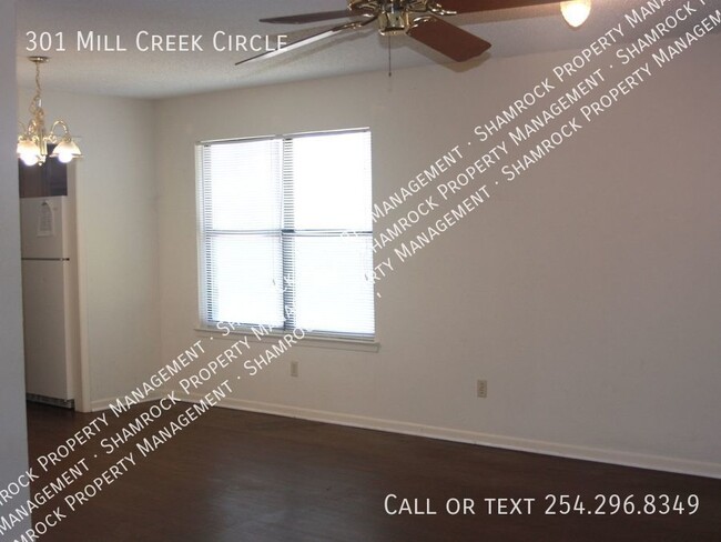 301 Mill Creek Cir photo'