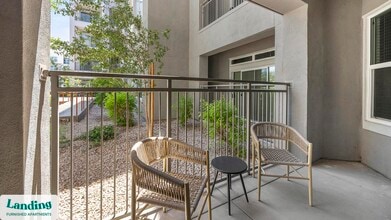 1260 E University Dr, Unit 1022 in Tempe, AZ - Foto de edificio - Building Photo