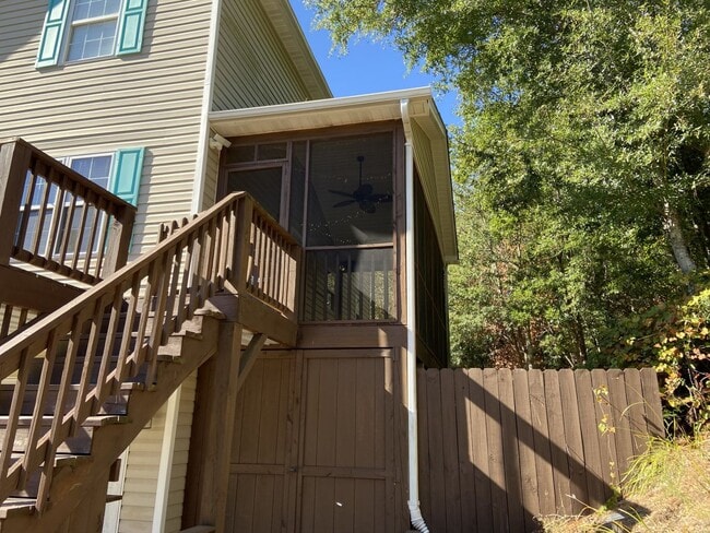 311 Cape Lookout Loop in Emerald Isle, NC - Building Photo - Building Photo