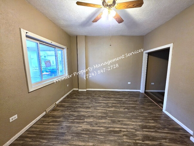 1802 3rd Ave in Beaver Falls, PA - Building Photo - Building Photo