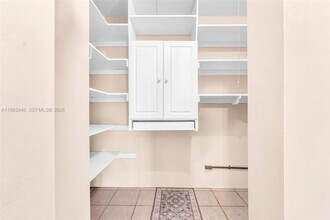 211 SE 1st Terrace in Dania Beach, FL - Foto de edificio - Building Photo