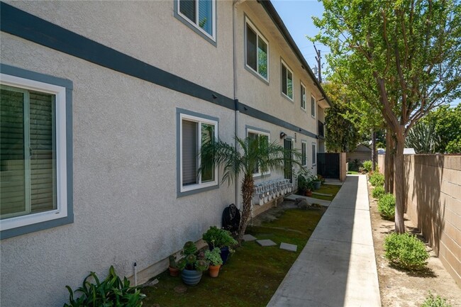 8711 La Salle St in Cypress, CA - Building Photo - Building Photo