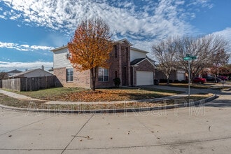 2501 Tar Heel Dr in Fort Worth, TX - Building Photo - Building Photo