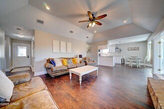 1410 Maryland Ave in Lynn Haven, FL - Building Photo - Building Photo