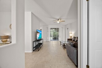 3906 Recreation Ln in Naples, FL - Building Photo - Building Photo