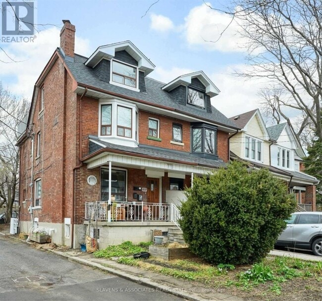 property at 1222-1222 Shaw St