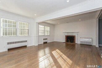181 E Putnam Ave in Greenwich, CT - Building Photo - Building Photo