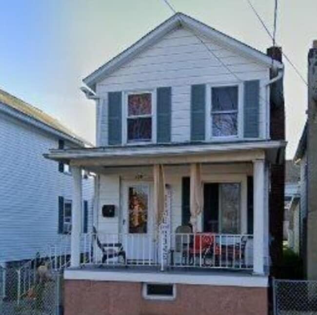property at 109 E Ridge St