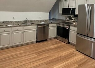 600 Washington St in Wellesley, MA - Building Photo - Building Photo