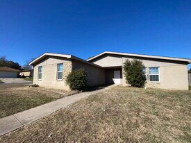6928 Alexandria Ct in Fort Worth, TX - Building Photo