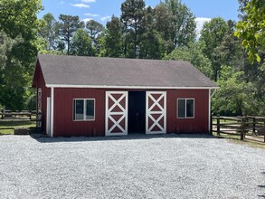 358 Yadkin Run Ln in Southern Pines, NC - Building Photo - Building Photo
