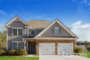 16 Ireland Pt in Dallas, GA - Building Photo