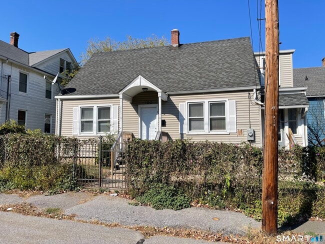 property at 194 Washington Ave