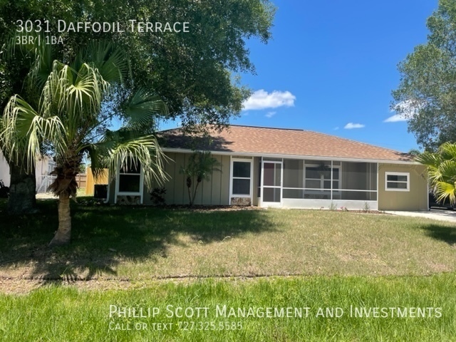 3031 Daffodil Terrace in Punta Gorda, FL - Foto de edificio