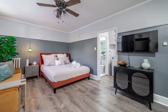 2119 N Sedgwick St in Chicago, IL - Building Photo - Building Photo