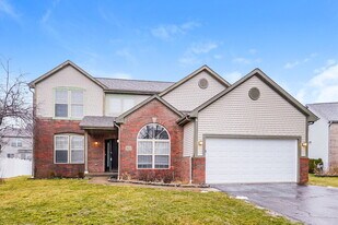 925 Mahle Dr in Reynoldsburg, OH - Building Photo