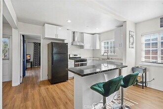 6552 Franrivers Ave in Los Angeles, CA - Building Photo - Building Photo