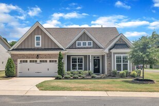 747 Catherine Lake Ct in Fuquay Varina, NC - Building Photo