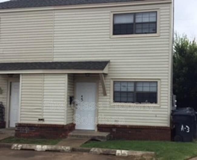 property at 3605 N Kelley Ave