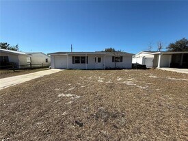 6627 Jackson St in New Port Richey, FL - Building Photo