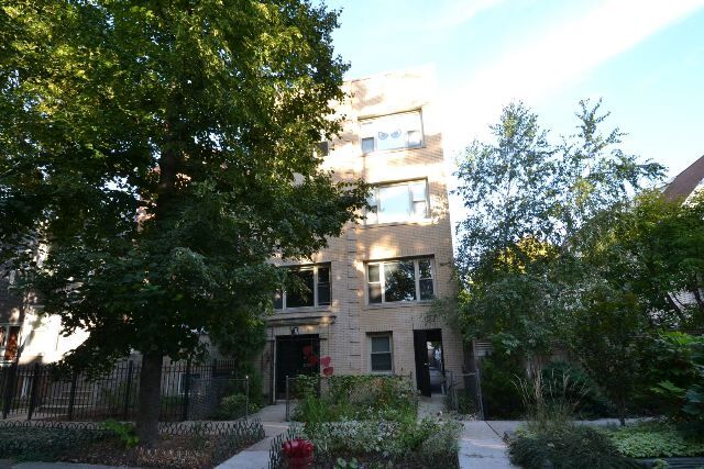3731 N Janssen Ave, Unit K00J in Chicago, IL - Building Photo
