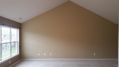 4041 Cornerstone Dr in Canton, MI - Building Photo - Building Photo