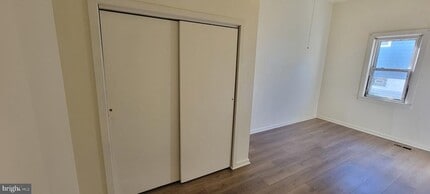 7539 W River Dr in Pennsauken, NJ - Building Photo - Building Photo