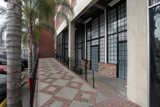 Texere Plaza Lofts in Los Angeles, CA - Foto de edificio - Building Photo