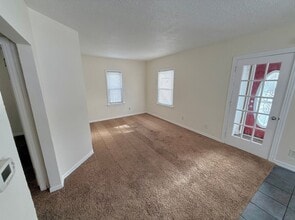 339 W 14th St in Holland, MI - Building Photo - Building Photo