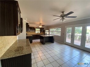 920 Encino Dr in New Braunfels, TX - Building Photo - Building Photo