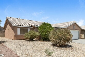 5337 N Padero Dr in North Las Vegas, NV - Building Photo - Building Photo