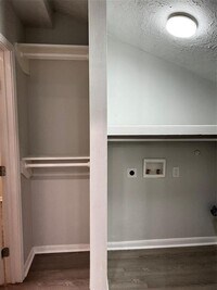 7919 Scanlock St photo'