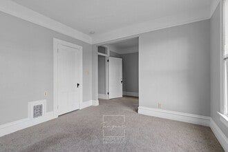 1125 NW 21st Ave-Unit -Unit B in Portland, OR - Building Photo - Building Photo