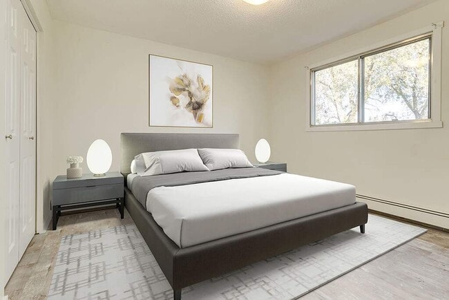 Evergreen 2 Apartments in Camrose, AB - Building Photo - Building Photo