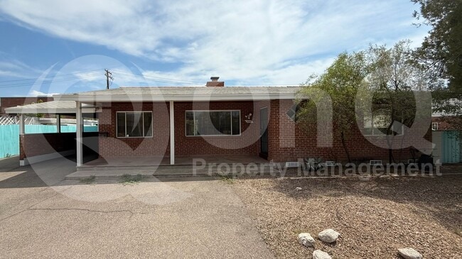2212 E La Mirada St in Tucson, AZ - Building Photo - Building Photo