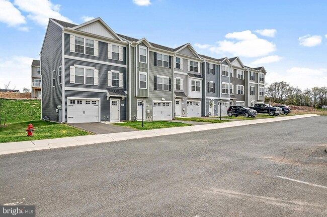 property at 202 Stratford Dr