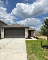 25248 Leather Leaf Ct in Montgomery, TX - Building Photo