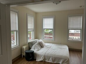 951 Farmington Ave, Unit C-4 in West Hartford, CT - Building Photo - Building Photo