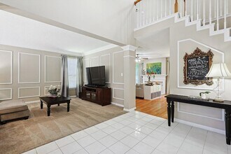 2106 Hunter Pl Ln in Arlington, TX - Building Photo - Building Photo