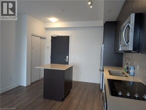 55 Duke St W in Kitchener, ON - Building Photo - Building Photo