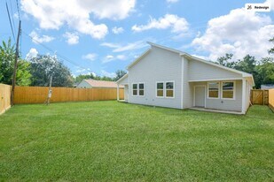 5923 Southtown St in Houston, TX - Building Photo