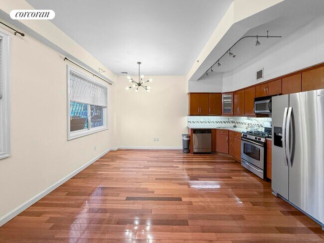 560 7th Ave in Brooklyn, NY - Building Photo - Building Photo
