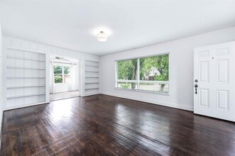 4915 Jackson St in Houston, TX - Building Photo - Building Photo