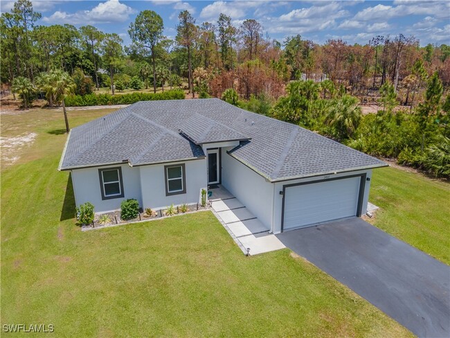 3461 4th Ave NE in Naples, FL - Building Photo - Building Photo