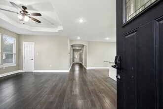 3442 Noah St in Houston, TX - Building Photo - Building Photo