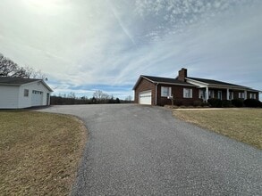 583 Damascus Church Rd in Statesville, NC - Building Photo - Building Photo