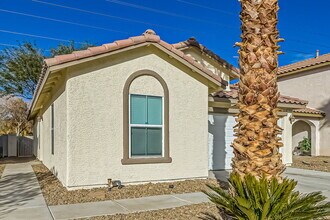 5954 Sleepy Fawn Dr in Las Vegas, NV - Building Photo - Building Photo