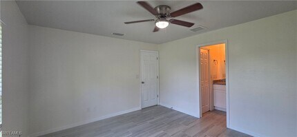 414 NE 25th Ave in Cape Coral, FL - Building Photo - Building Photo